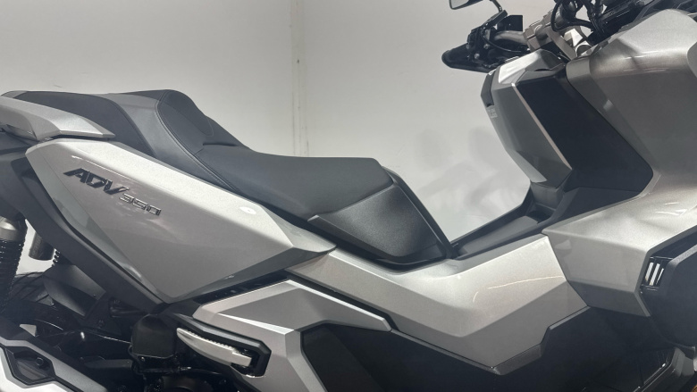 (23MY) Honda ADV 350